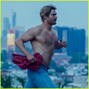 David Corenswet fica sem camisa nas primeiras fotos de ‘Mr. Filme irrelevante, baseado na trágica história do jogador da NFL John Tuggle