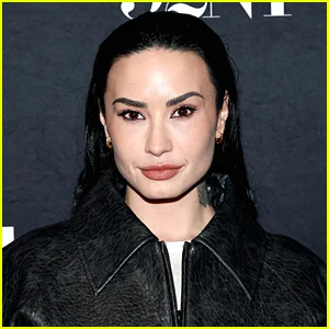 Demi Lovato fala sobre reunião com Selena Gomez e Joe Jonas na 'It's Not That Deep Tour'