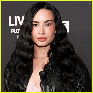 Demi Lovato lança edição de luxo de ‘It’s Not That Deep’, incluindo 8 novas músicas e recursos com Cobrah e Rose Grey
