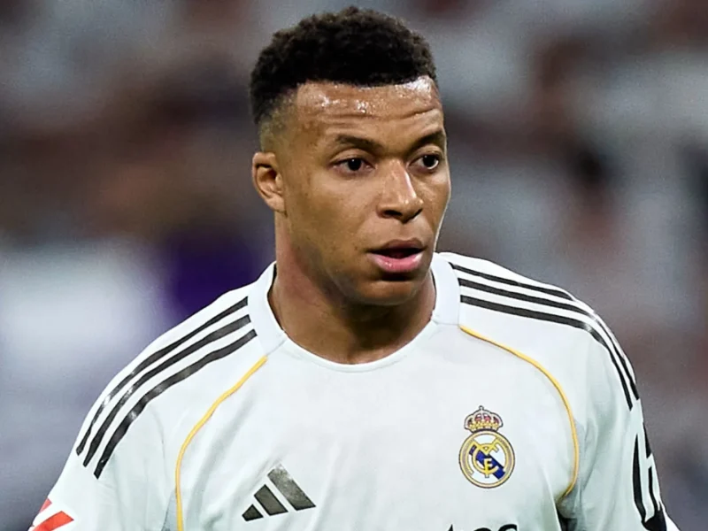 Emmanuel Petit, vencedor da Copa do Mundo de 1998, critica Kylian Mbappé: ‘Sua chegada encheu o vestiário do Real Madrid de egoísmo’