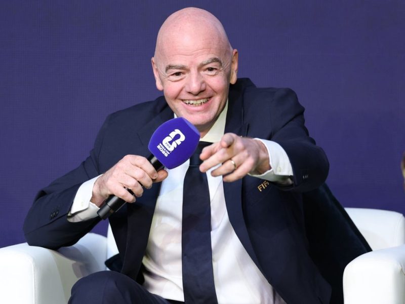 FIFA de Gianni Infantino anuncia distribuição financeira recorde de US$ 871 milhões para participantes da Copa do Mundo de 2026