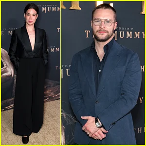 Jack Reynor e Laia Costa juntam-se ao elenco de 'The Mummy' para exibição especial em Los Angeles