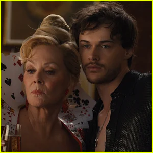 Jean Smart fala sobre seu romance de diferença de idade com Christopher Briney na 5ª temporada de 'Hacks'