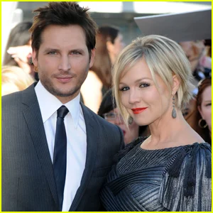 Jennie Garth revela que teve o estômago bombeado após a separação de Peter Facinelli