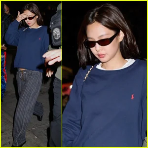 Jennie do BLACKPINK sai para jantar com amigos em Nova York