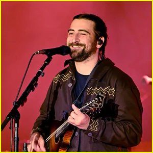 Letras de 'Lighthouse': Noah Kahan 'The Great Divide' Deluxe Album apresenta novas músicas