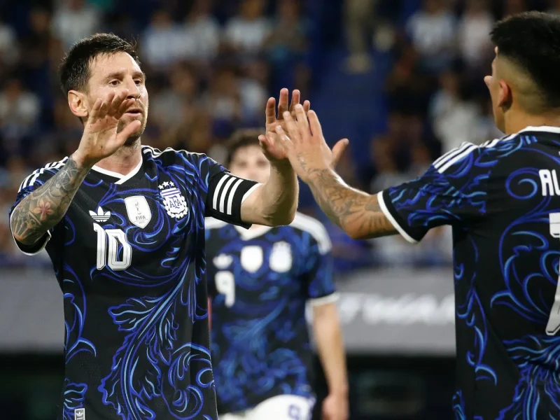 Lionel Messi marca 21 anos consecutivos marcando pela Argentina, ainda atrás do recorde de Cristiano Ronaldo