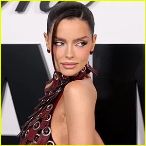 Maura Higgins revela que trabalho cosmético ela fez e diz que nunca fez preenchimento de bochechas