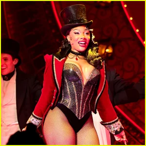 Megan Thee Stallion chora no palco após acusar Klay Thompson de traição