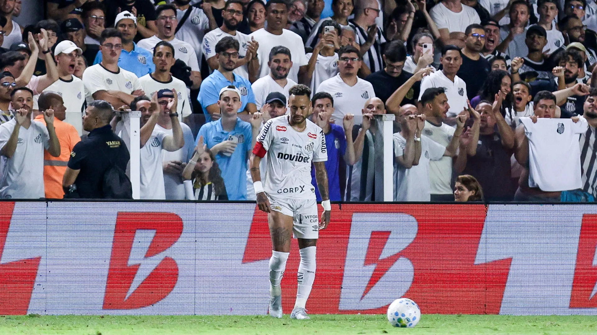 Neymar Júnior, do Santos.