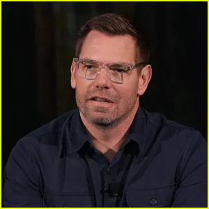 Outra mulher acusa Eric Swalwell de estupro e diz que pensou que tinha morrido