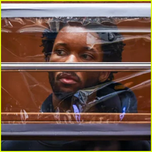 Promotores afirmam que D4vd tinha pornografia infantil no telefone durante audiência de caso de assassinato