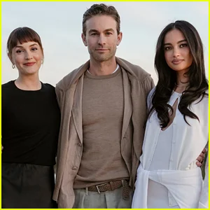 Reunião de Gossip Girl! Chace Crawford e Leighton Meester saem para o evento Falconeri Cashmere em Los Angeles