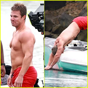 Stephen Amell mergulha na água para a cena de resgate de 'Baywatch' e fica sem camisa ao lado de Thaddeus LaGrone