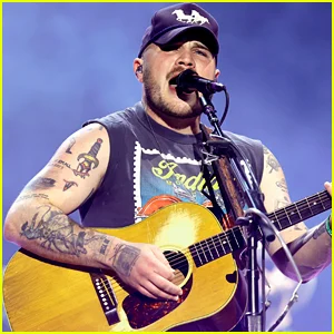 Zach Bryan explica por que foi ‘forçado’ a cancelar seu show de sexta-feira em Oklahoma