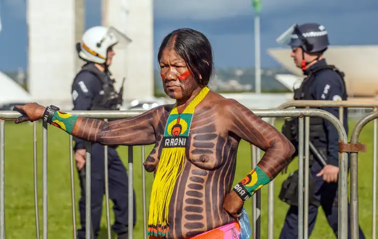 Brasília (DF), 09/04/2026- Marcha de indígenas de todo país que participam do Acampamento Terra Livre - ATL 2026. Foto: Rafa Neddermeyer/Agência Brasil