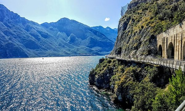 Brasil assume aliança e pede Atlântico Sul livre de guerras e tensões