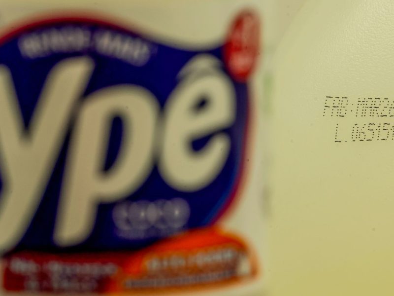 Anvisa mantém suspensão de lotes de produtos Ypê