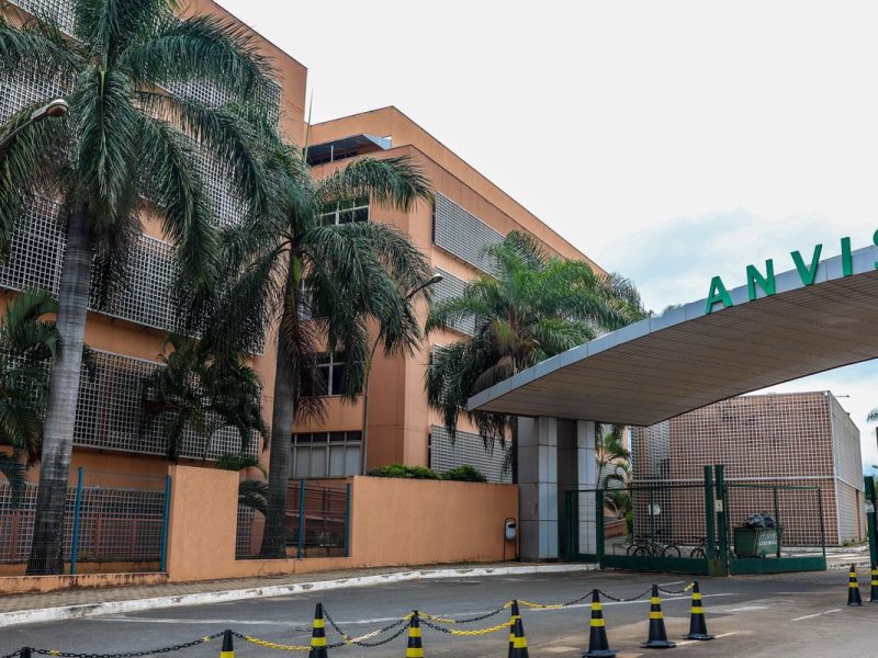 Anvisa proíbe suplemento irregular e suspende lotes de creatina
