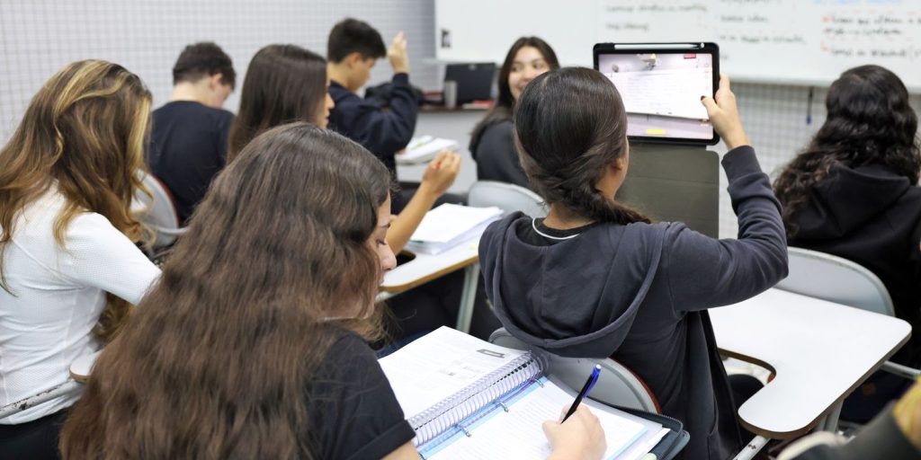 Pé-de-Meia 2026: estudantes nascidos em março e abril recebem parcela nesta terça-feira