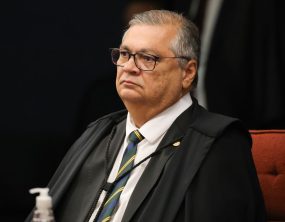 Dino libera acesso da PF a inquérito sobre produtora do filme de Bolsonaro