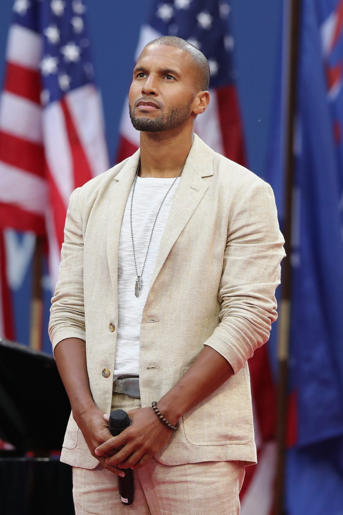 Sydney James Harcourt sobre o caso de Andy Cohen