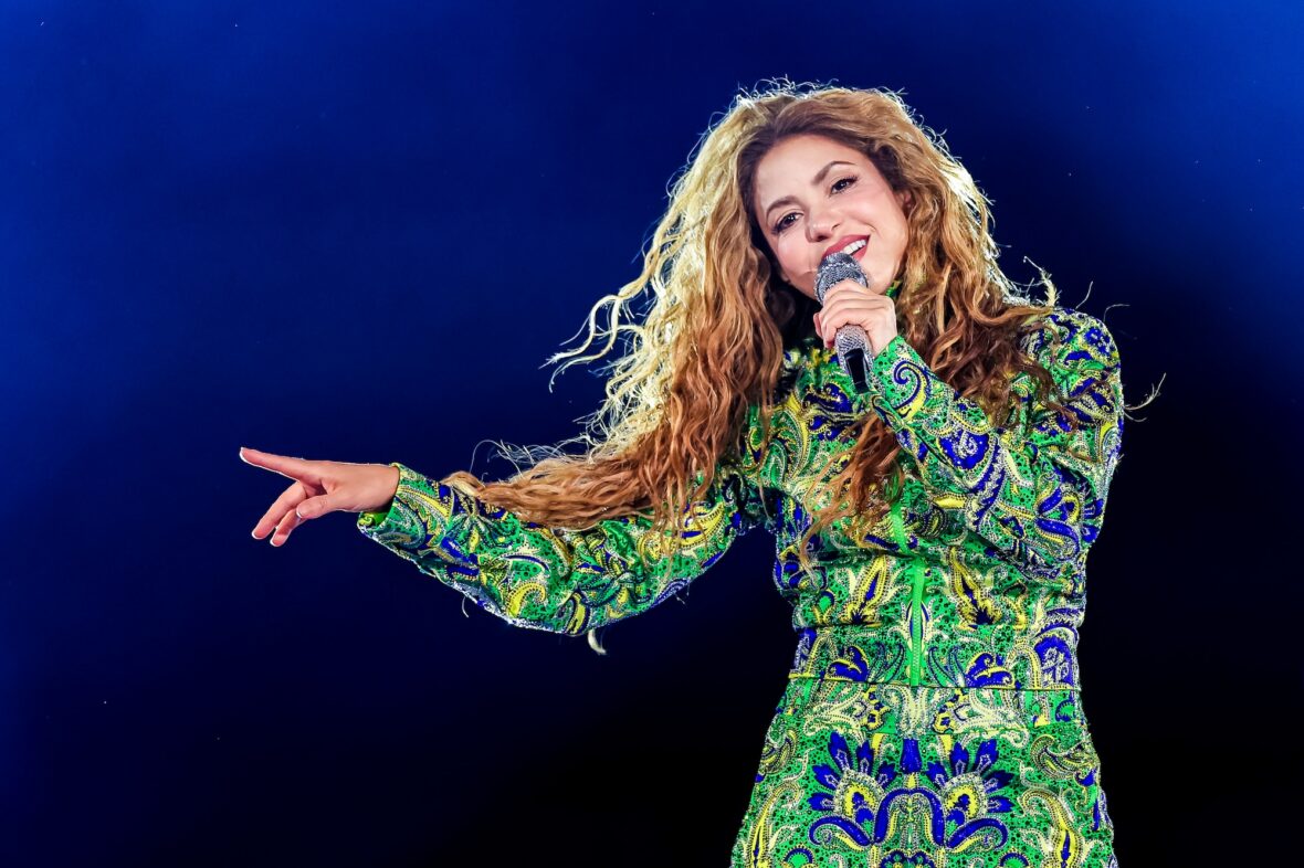 Shakira se apresenta em Copacabana Brasil
