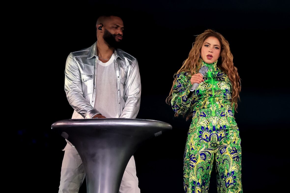 Shakira se apresenta em Copacabana Brasil