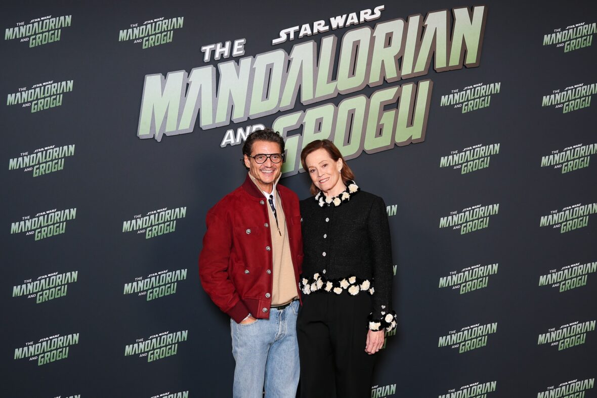 Sigourney Weaver e Pedro Pascal participam do 