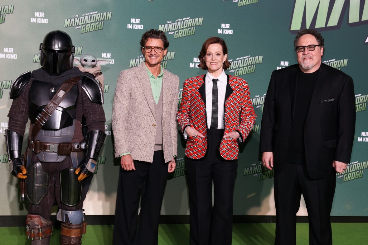Pedro Pascal e Sigourney Weaver participam de festa de fãs em Berlim para 