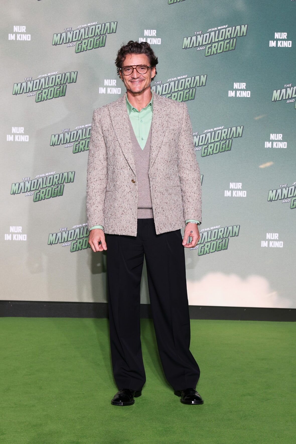 Pedro Pascal e Sigourney Weaver participam de festa de fãs em Berlim para 