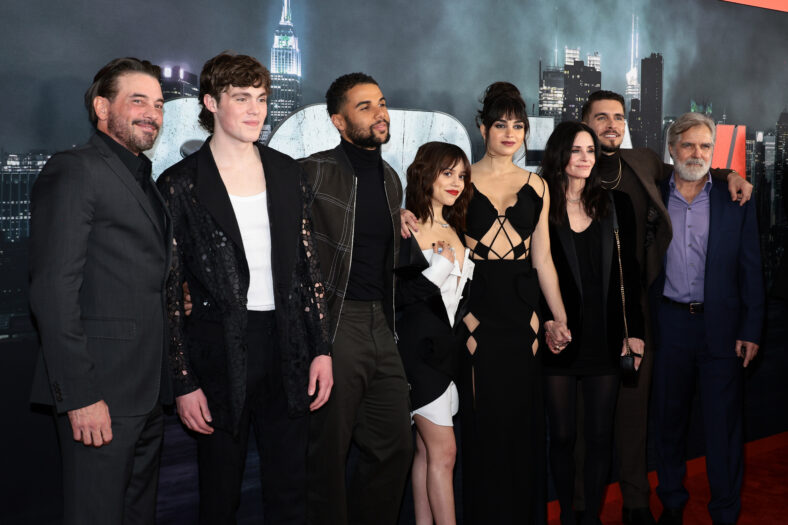 Elenco do grito de Melissa Barerra