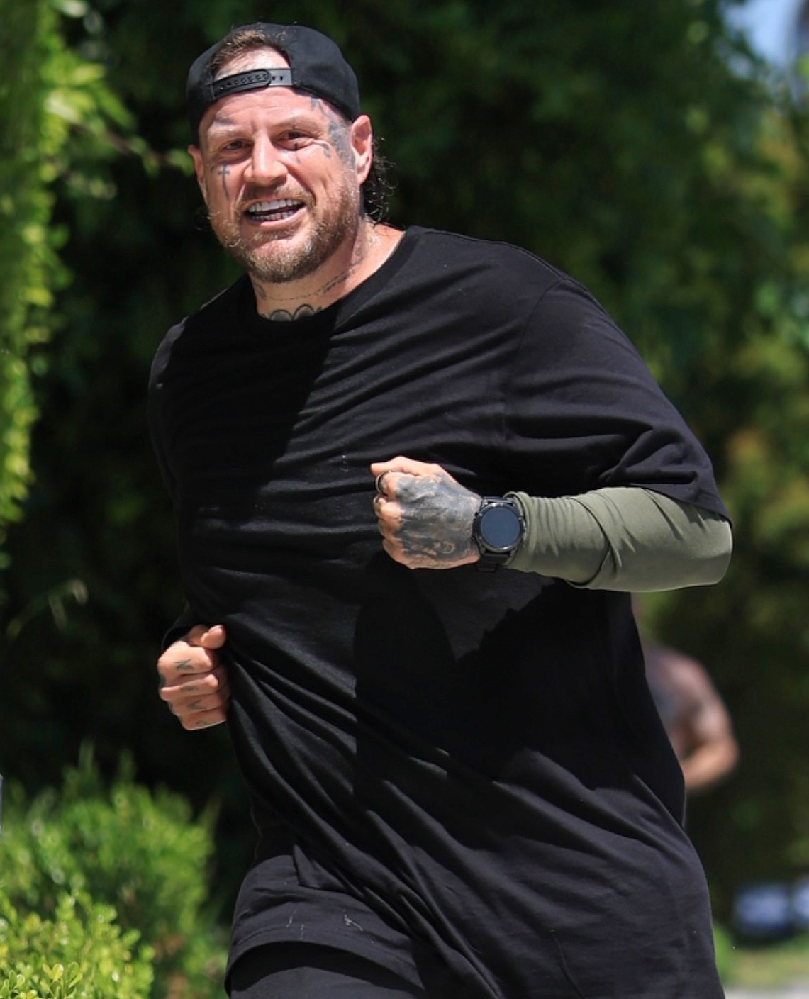 Jelly Roll correndo em Los Angeles