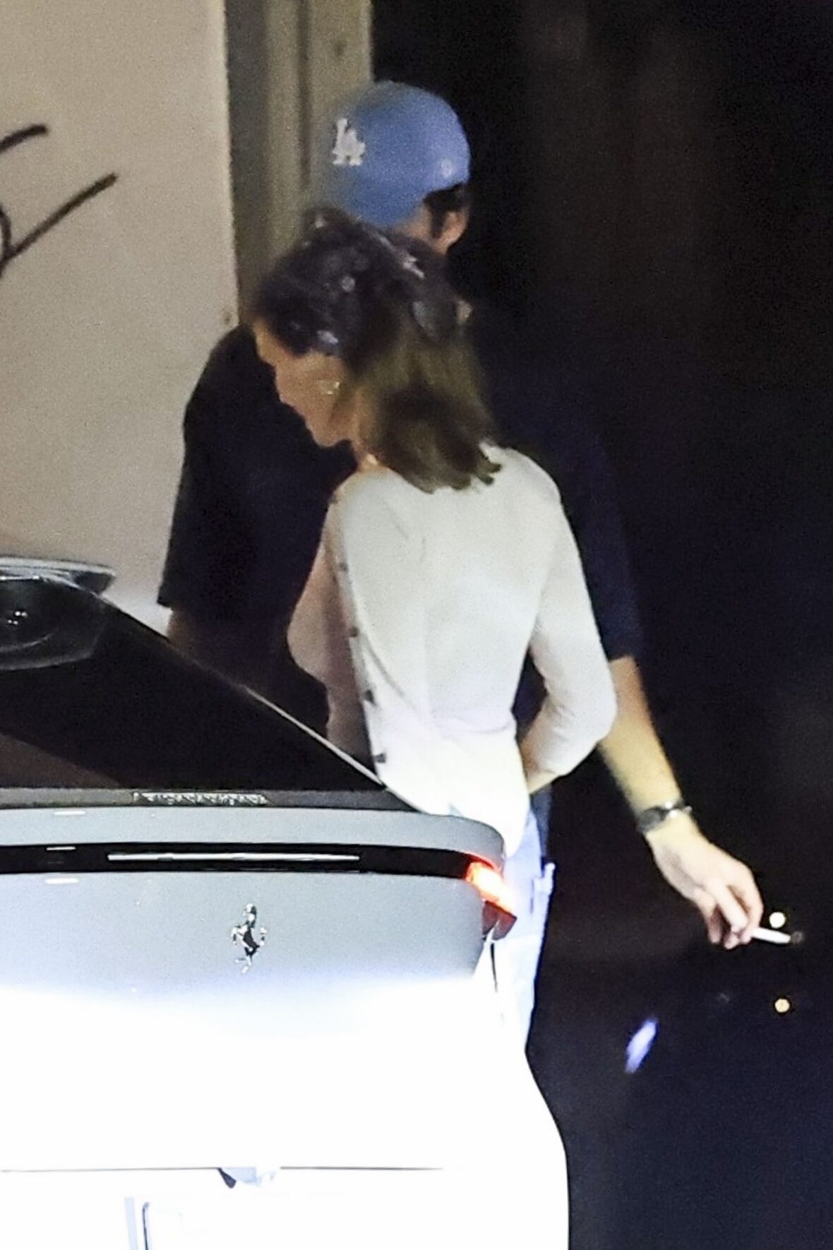 Olivia Jade, Victoria Justice e David Dobrik no Alba Restaurant em Los Angeles