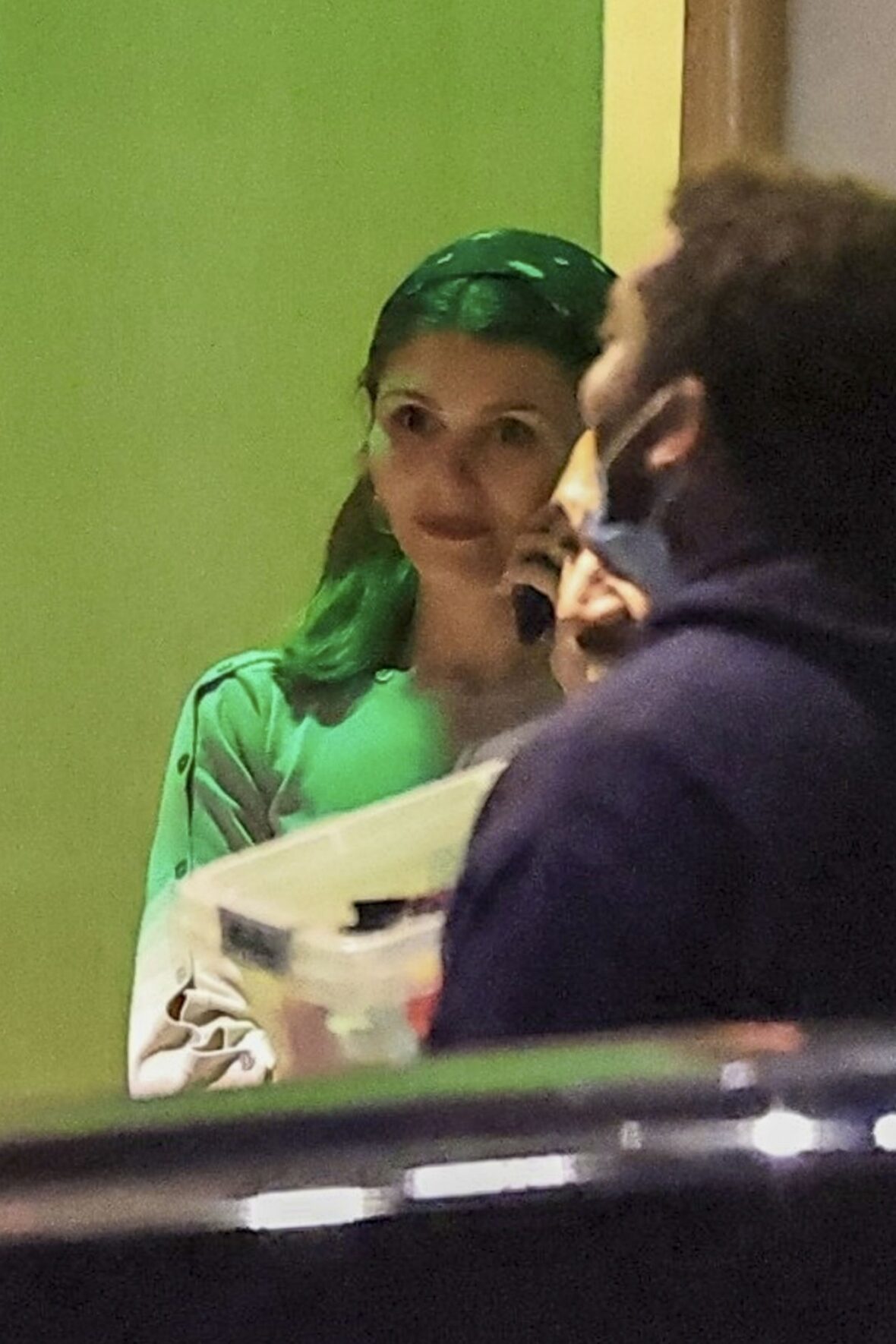 Olivia Jade, Victoria Justice e David Dobrik no Alba Restaurant em Los Angeles