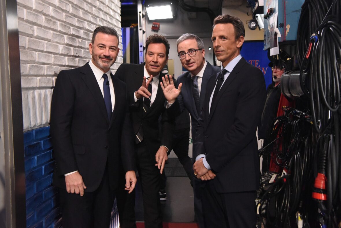 Visita de Jimmy Fallon, Jimmy Kimmel, Seth Meyers e John Oliver