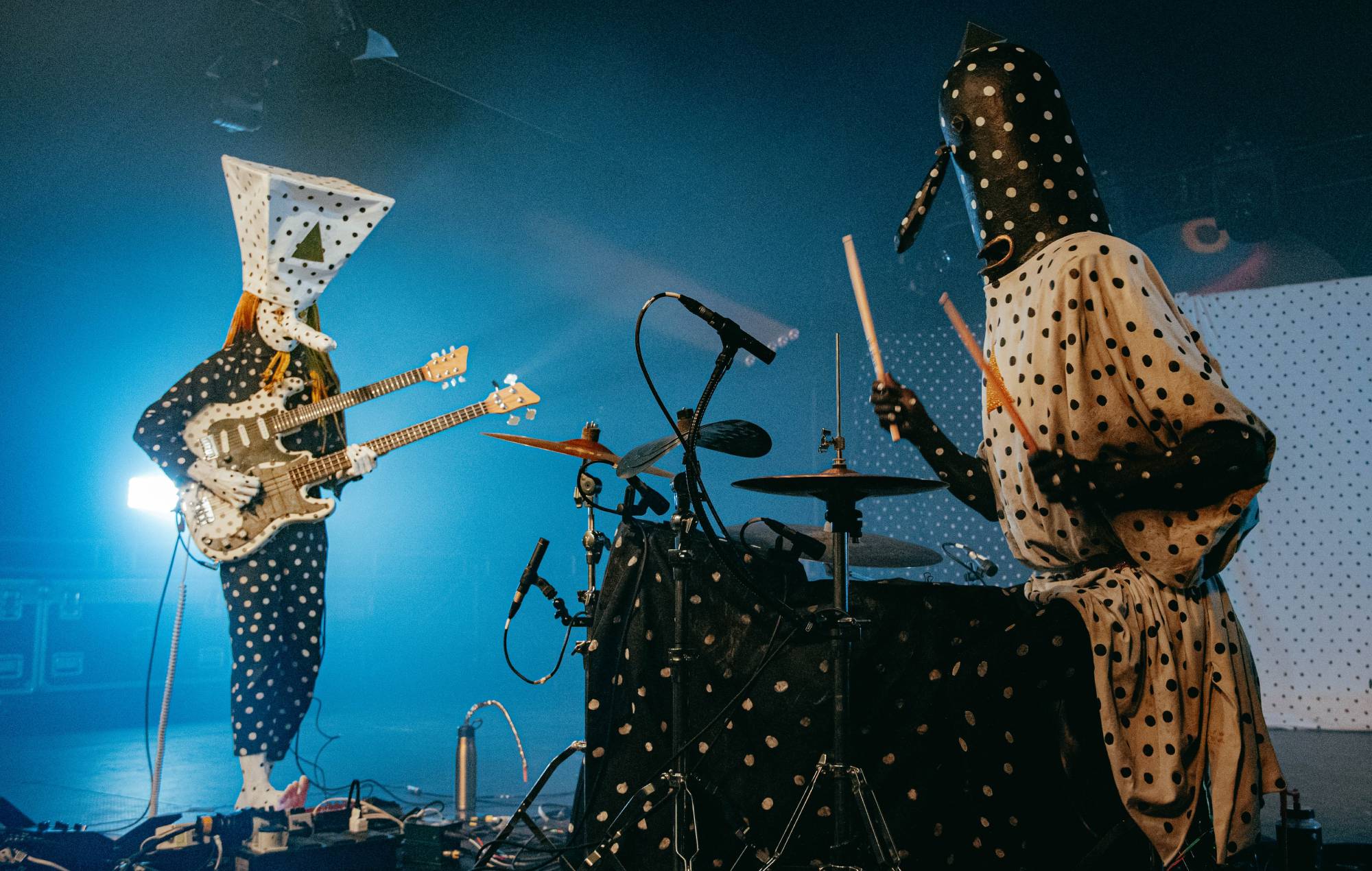 Angine de Poitrine live at the NME Beach stage at The Great Escape 2026. Credit: Chloe Hashemi for NME
