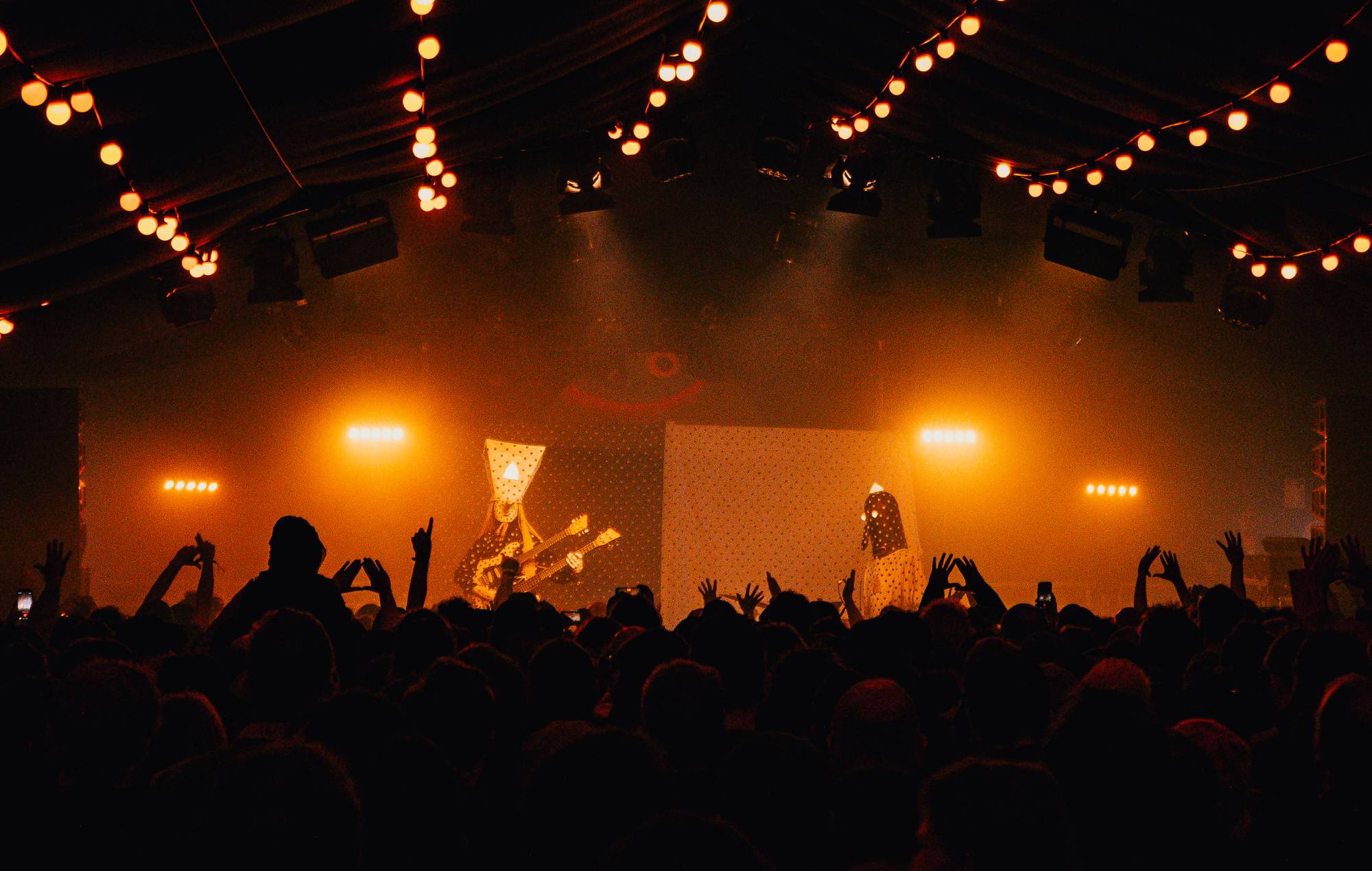 Angine de Poitrine live at the NME Beach stage at The Great Escape 2026. Credit: Chloe Hashemi for NME