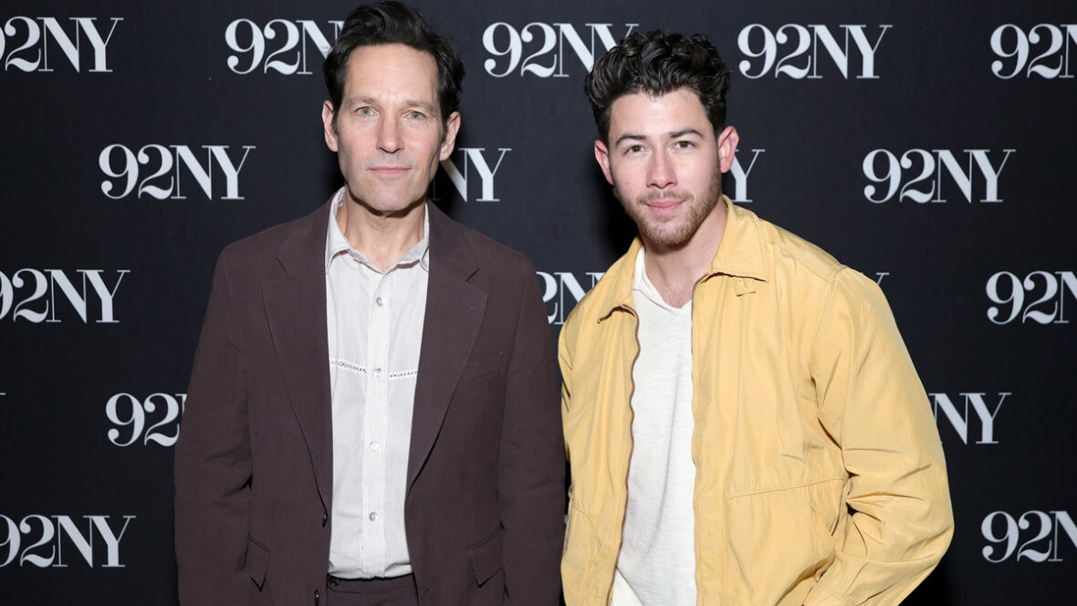 Paul Rudd e Nick Jonas participam de um evento In Conversation com Josh Horowitz