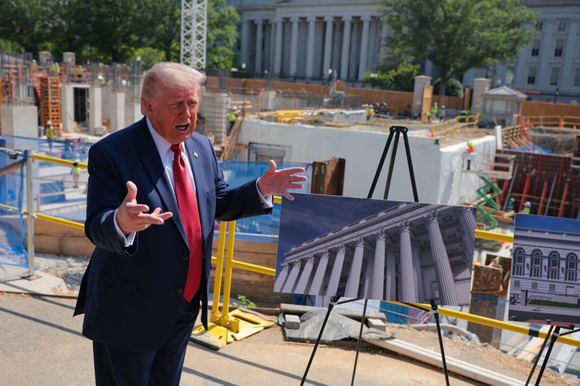 Fotos do canteiro de obras do salão de baile Donald Trump