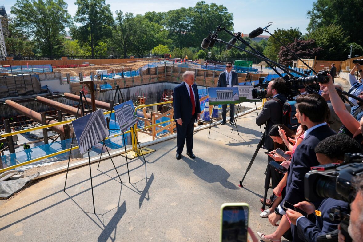 Fotos do canteiro de obras do salão de baile Donald Trump