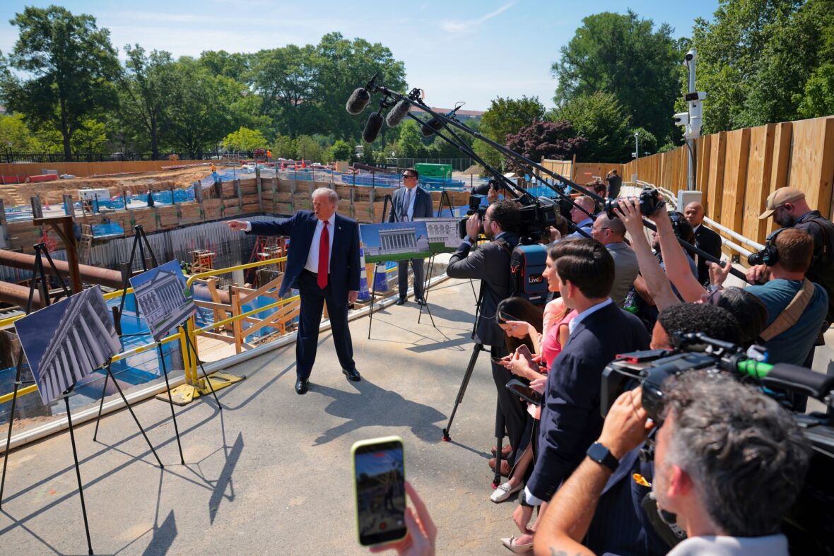 Fotos do canteiro de obras do salão de baile Donald Trump