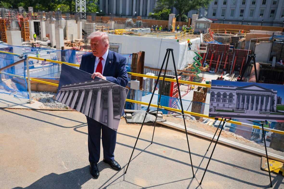 Fotos do canteiro de obras do salão de baile Donald Trump