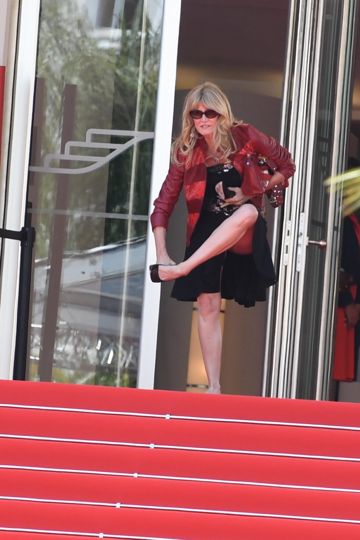 Laura Dern no set de The White Lotus