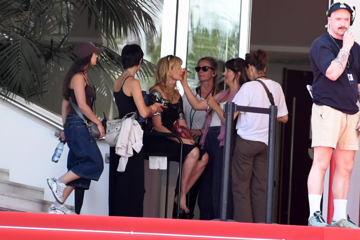 Laura Dern no set de The White Lotus