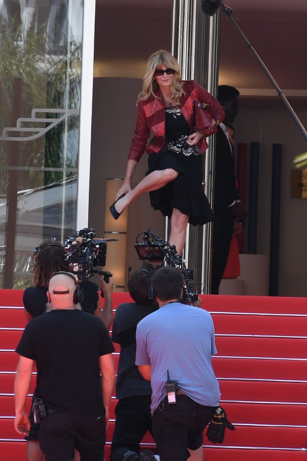 Laura Dern no set de The White Lotus