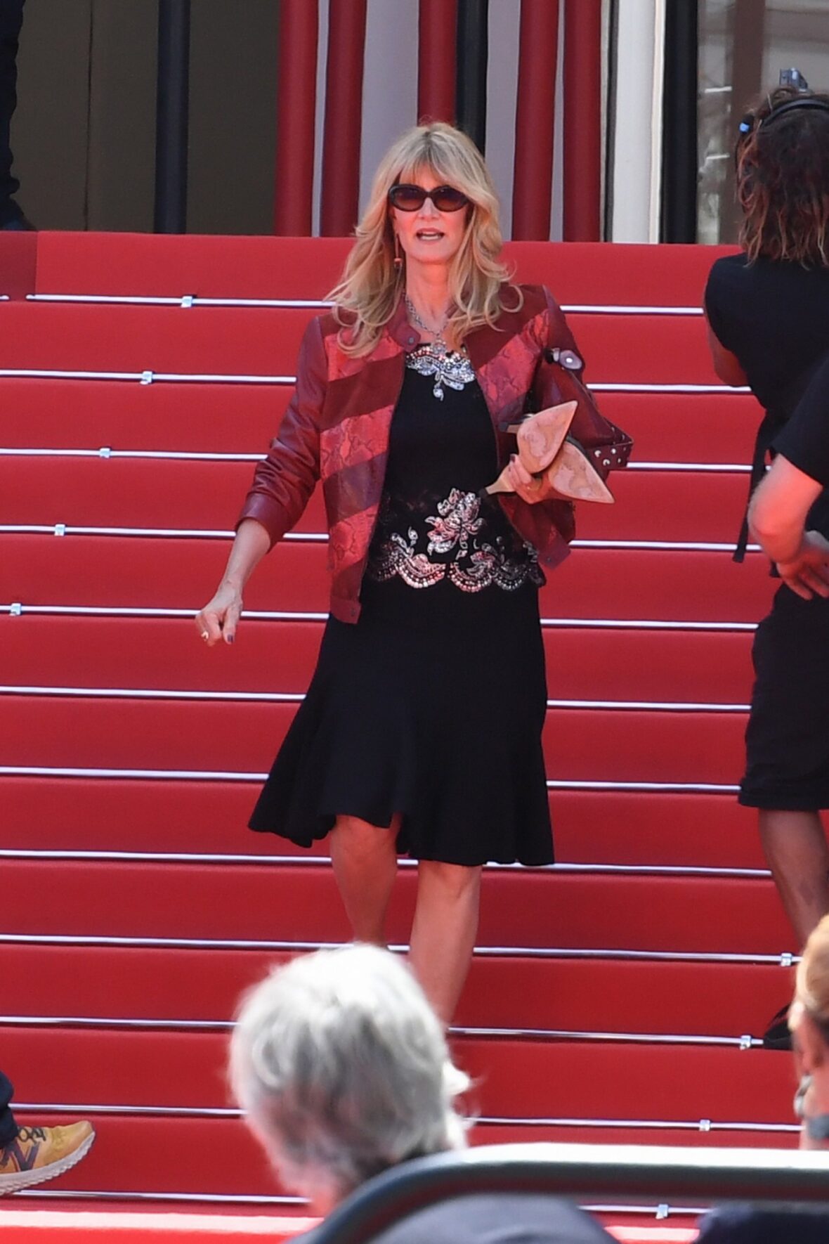 Laura Dern no set de The White Lotus