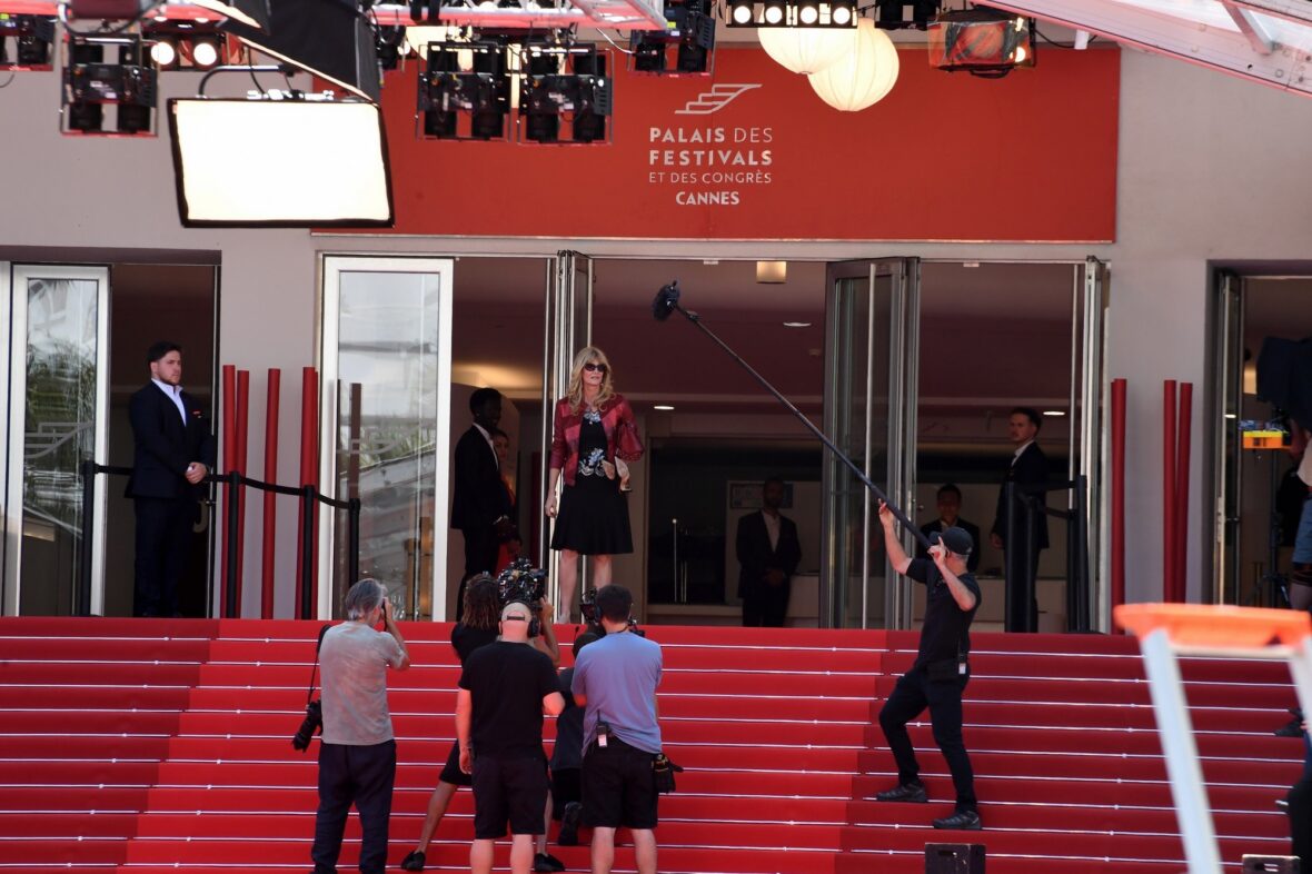 Laura Dern no set de The White Lotus