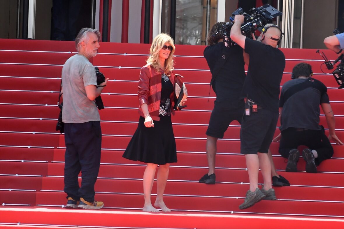 Laura Dern no set de The White Lotus