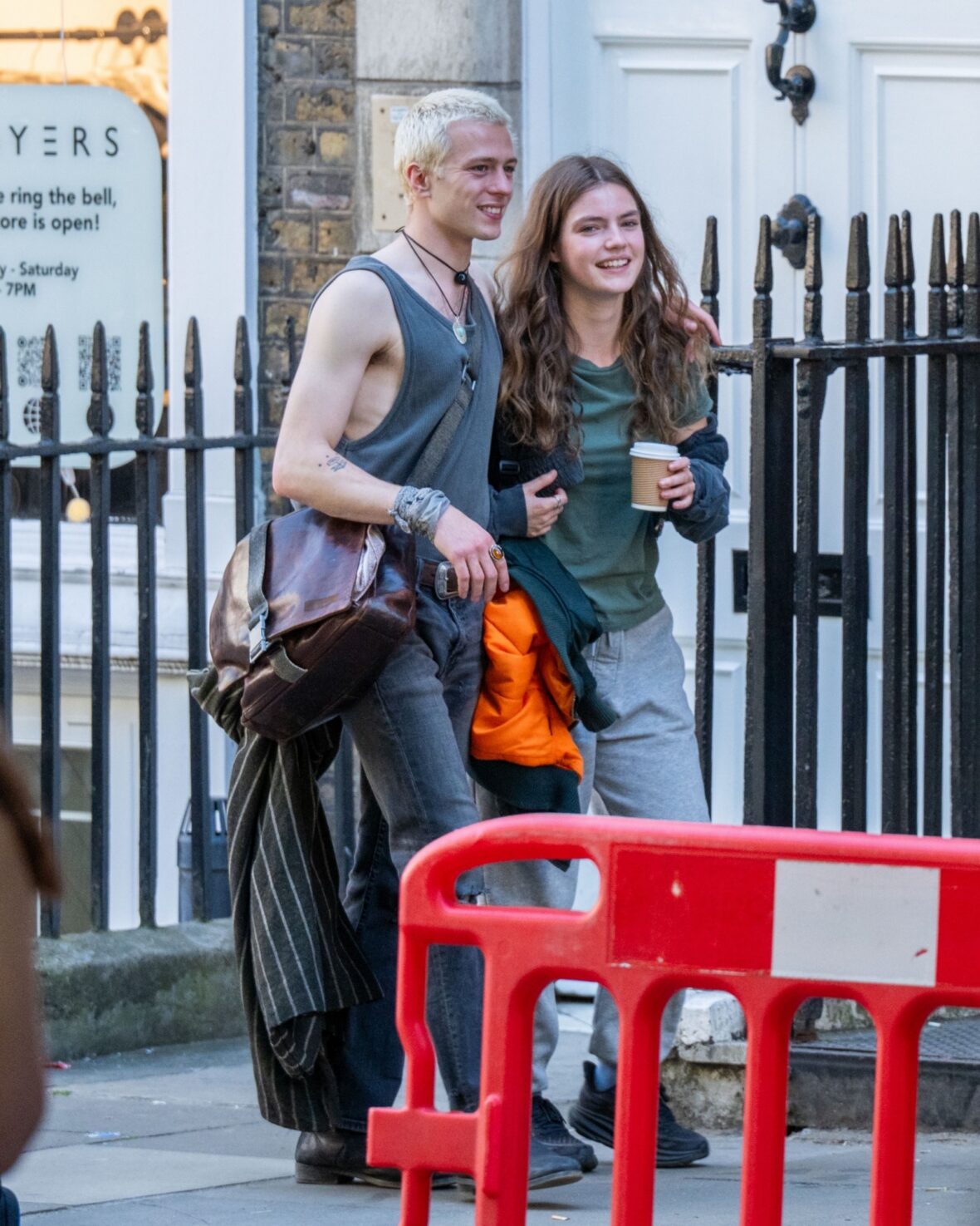 Foto de Ruaridh Mollica e Florence Hunt